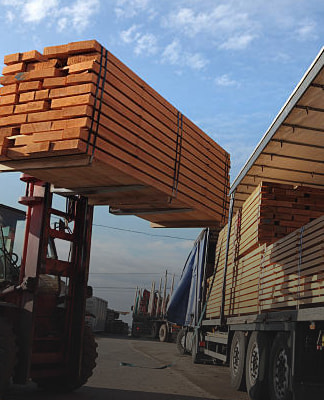 現場へ資材が滞りなく届いているかの確認